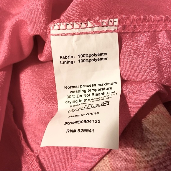 Showpo Somethings on My Mind Dress in Berry Floral Size Medium - Picture 8 of 8